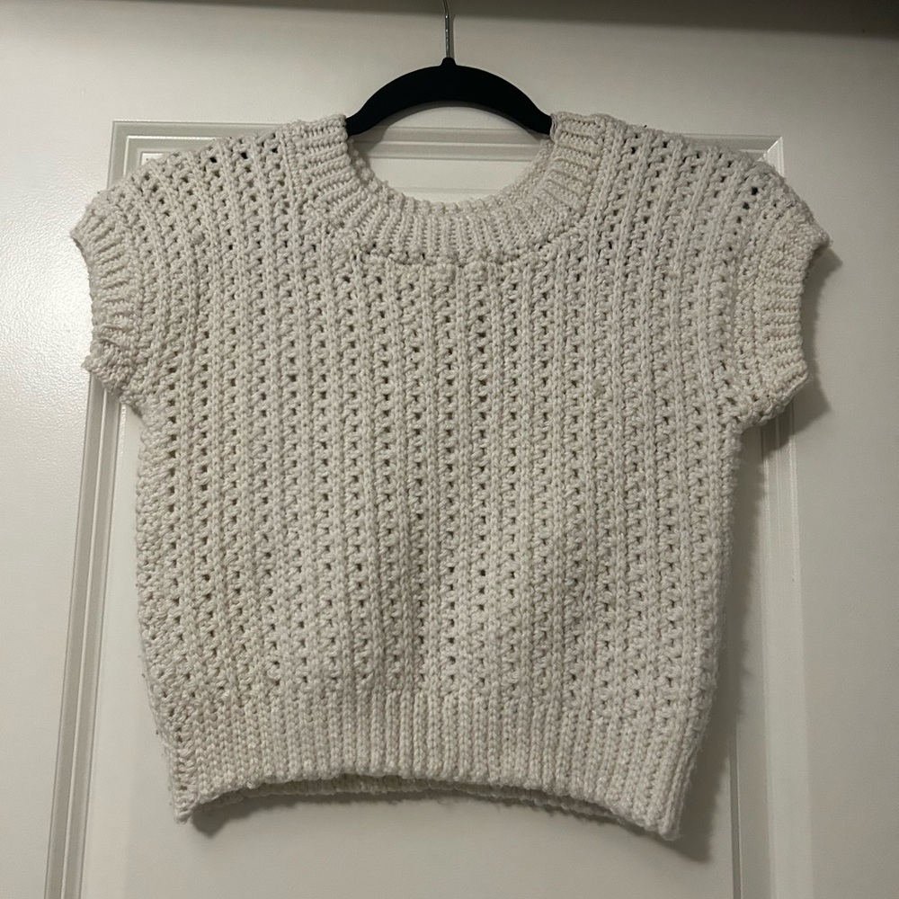 Off-White Cropped Crew Neck Sweater with Textured Knit